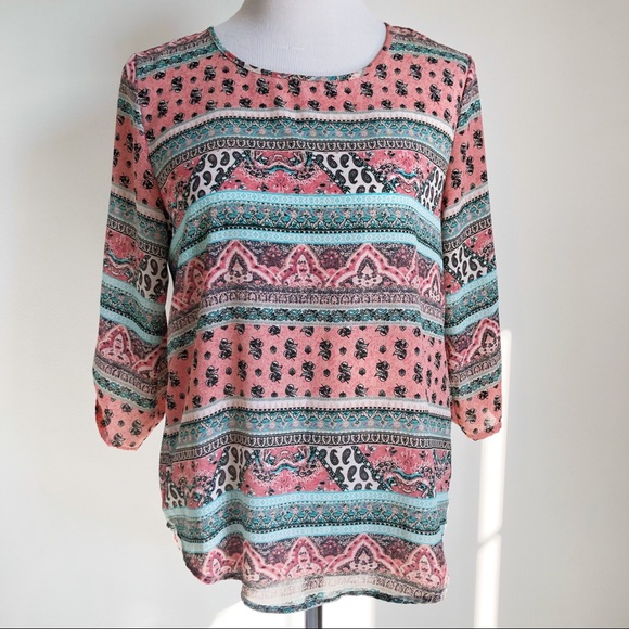 Pink Republic Tops - Pink Republic Women’s Salmon Turquoise Print Paisley Boho Flowy Top, size Medium